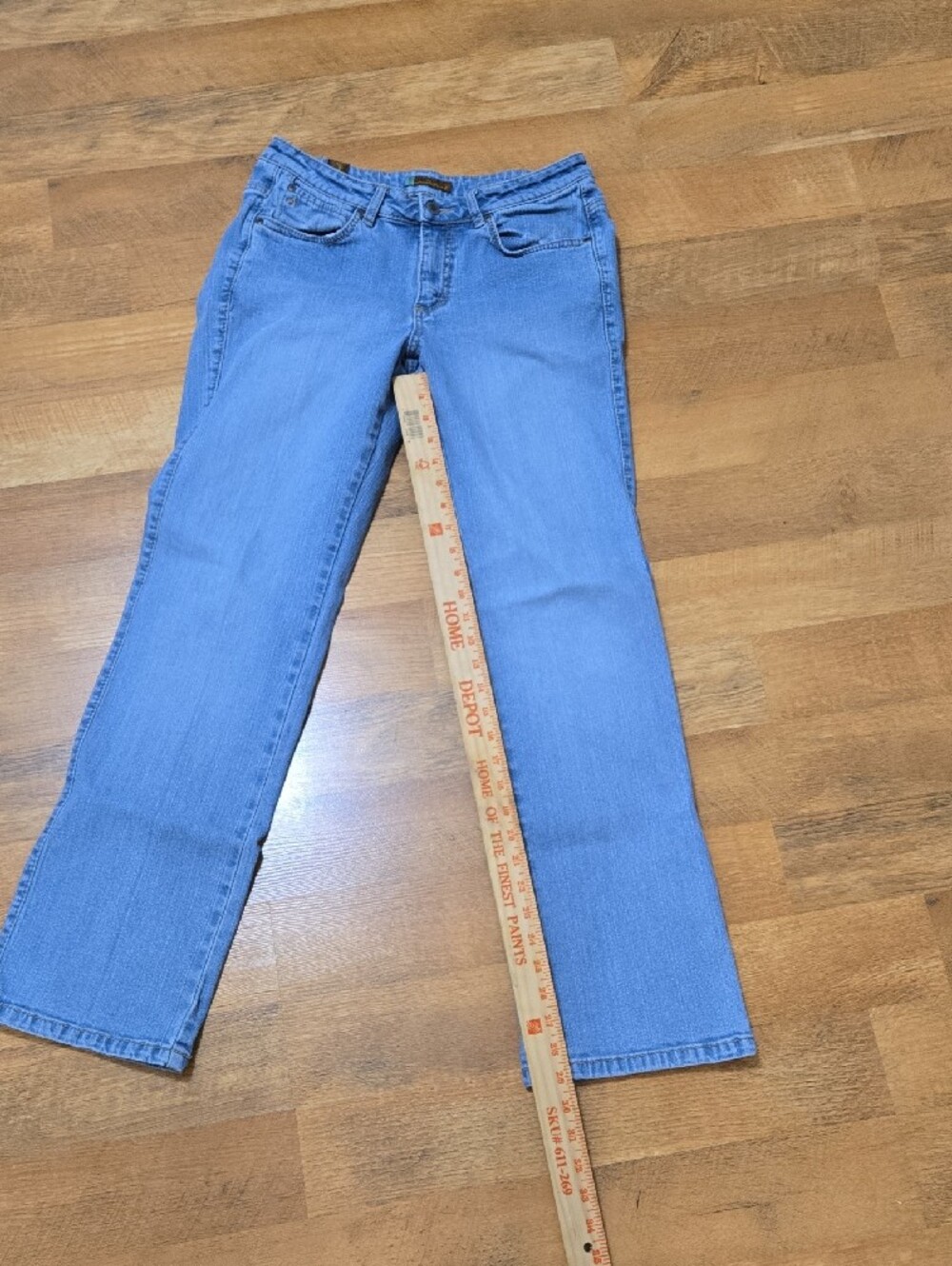 Wrangler Aura Light Blue Denim Jeans - Picture 7 of 9